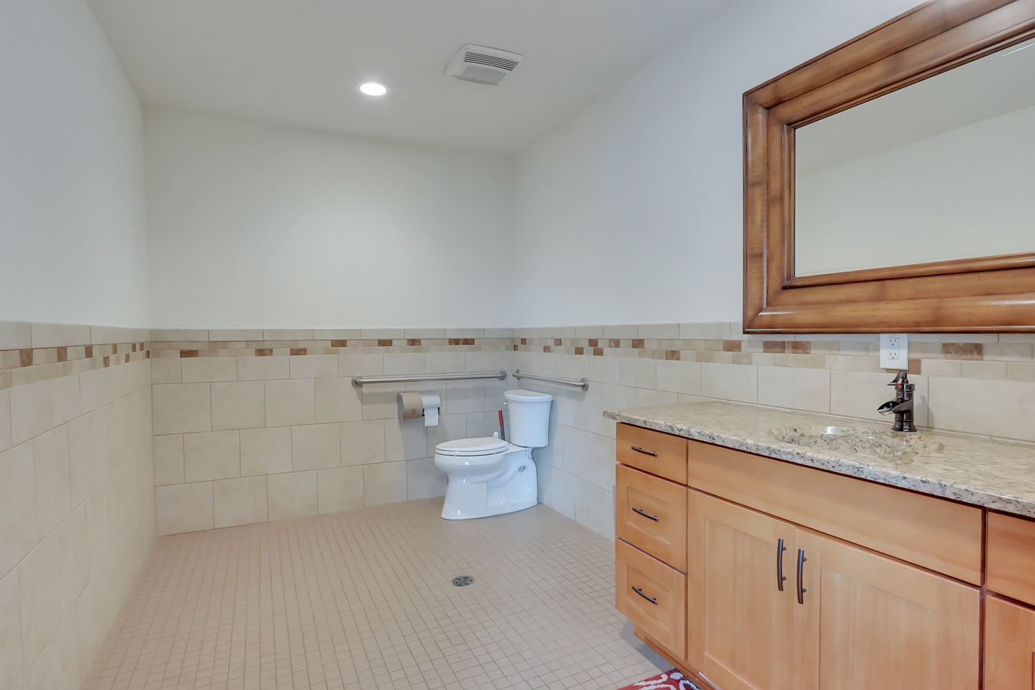 120 Corrin Ave NW