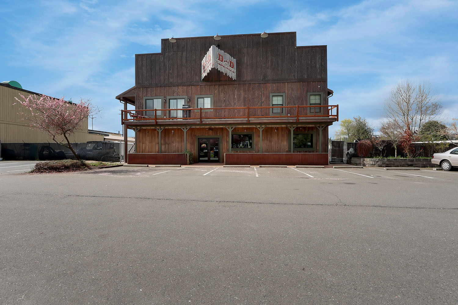 120 Corrin Ave NW