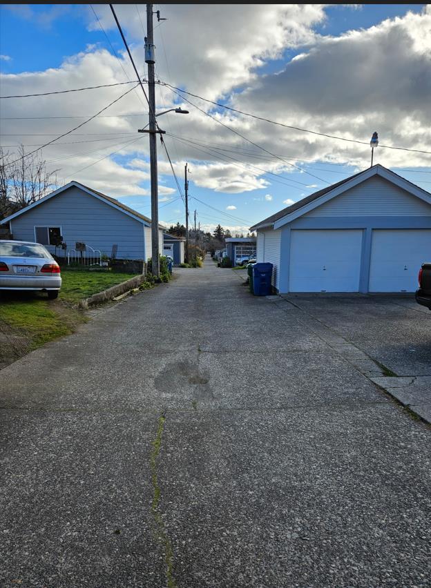 5912 45th Ave SW
