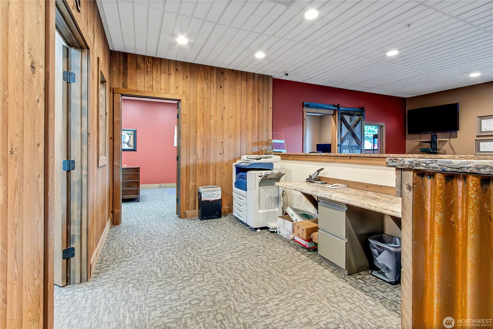 120 Corrin Ave NW
