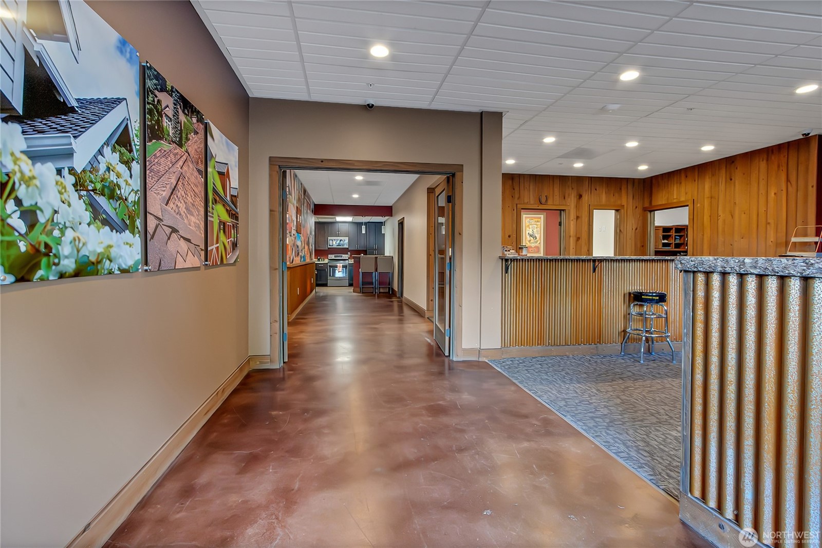 120 Corrin Ave NW