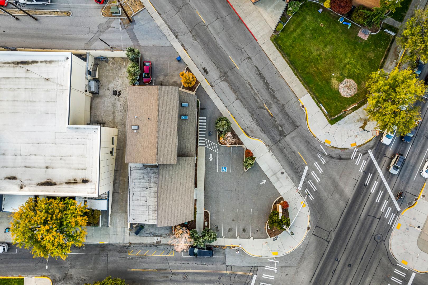 10 N Chelan Ave