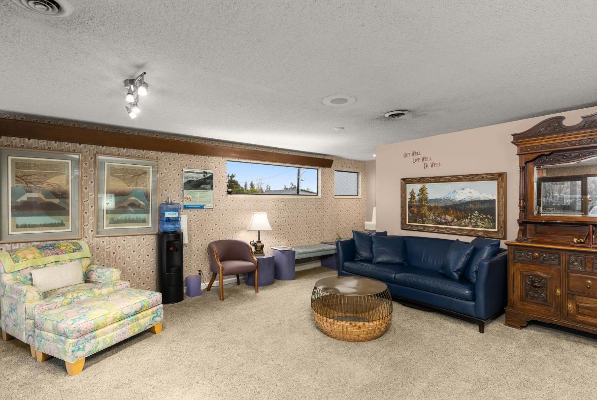 10767 16th Ave SW