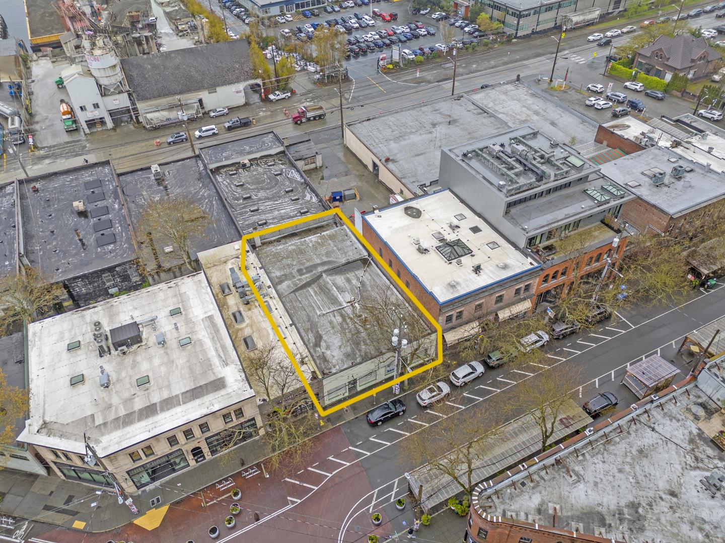 5209 Ballard Ave NW